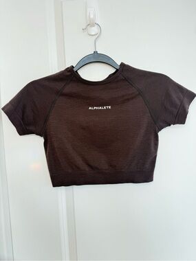 Alphalete Dark Brown Cropped Crew Tee